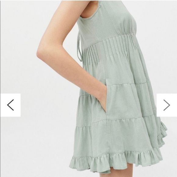 Urban Outfitters Raelynn Tie-Back Romper mint/sage green small - Picture 3 of 9